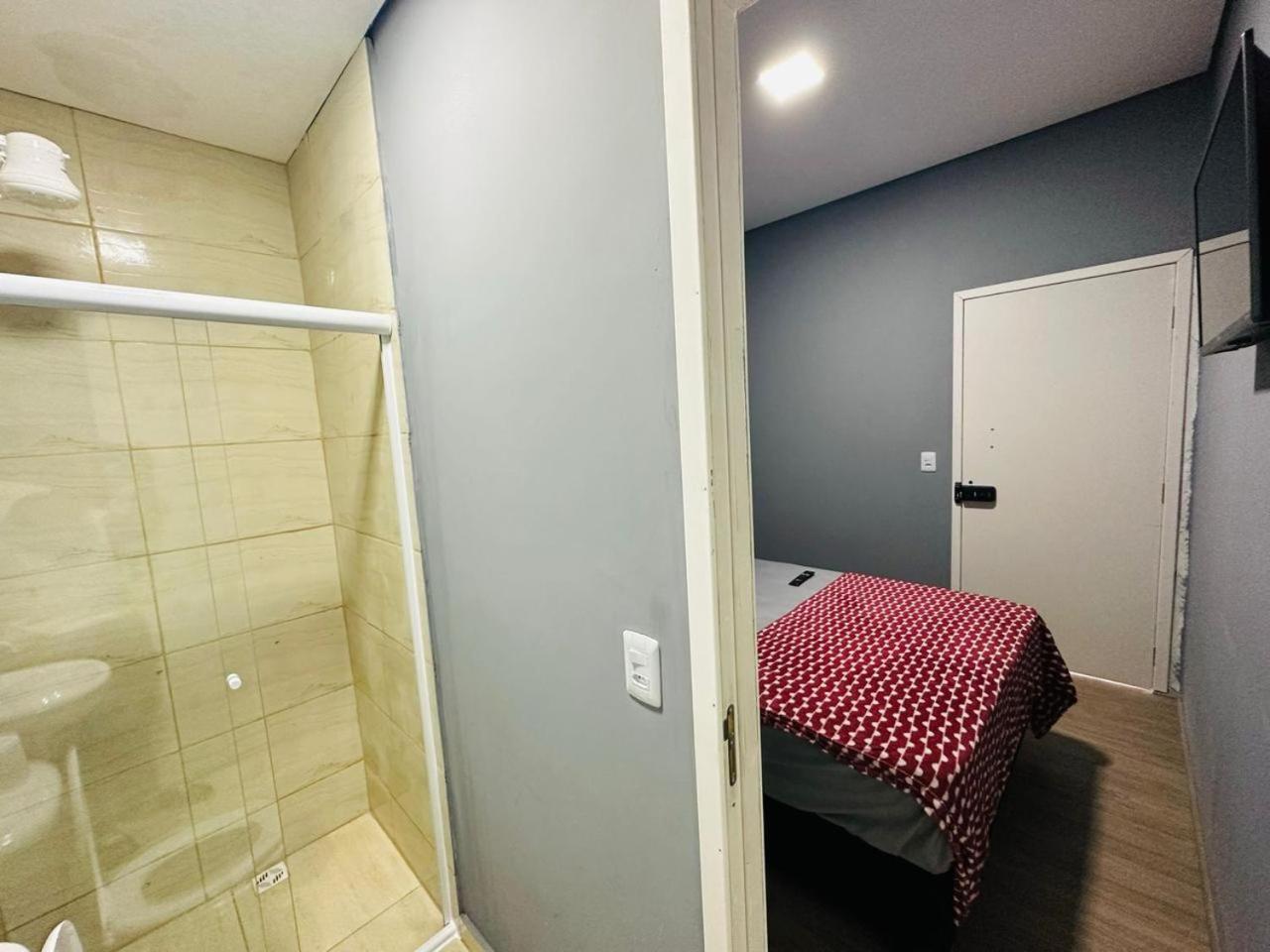 On Hostel II Gru Aeroporto Translado 24 Hs Гуарульос Екстериор снимка